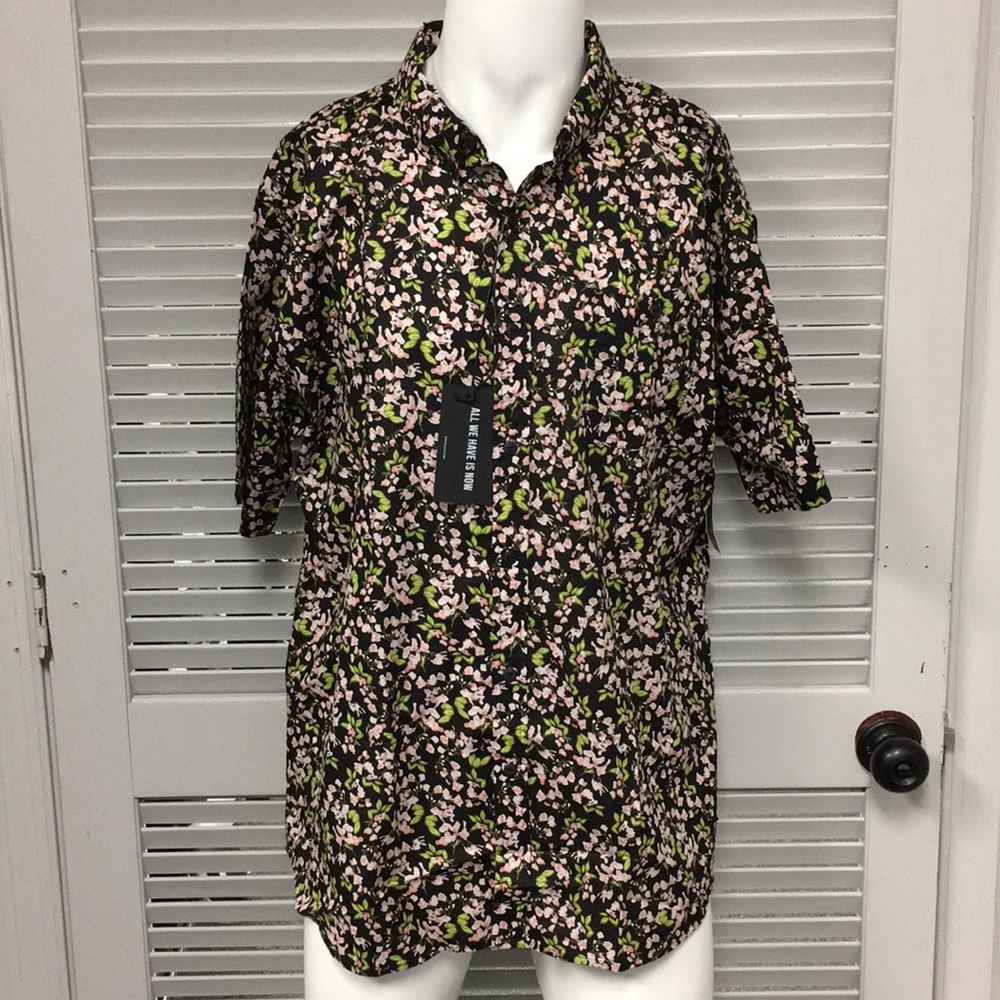 Ezekiel USA Floral SS Woven Button Down Shirt